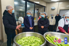 宜宾翠屏孔滩核心校“两代表一委员”参取校园